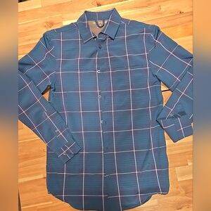 Great Northwest clothing company Mens Performance Button Down Shirt UPF